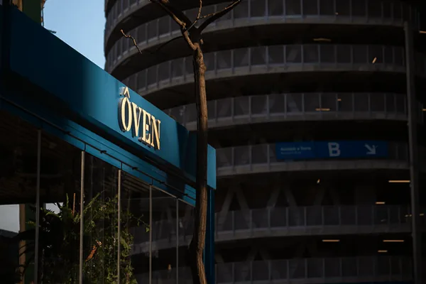 Fachada del restaurante Öven Bernabéu